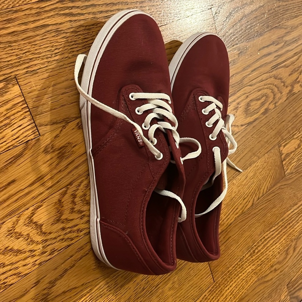 Vans classic Maroon size 9